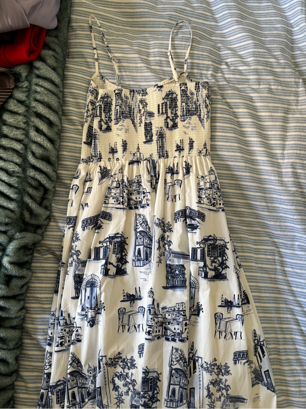 Abercrombie & Fitch Blue and White Toile Smocked Basque Waist Midi Dress - Picture 2 of 4
